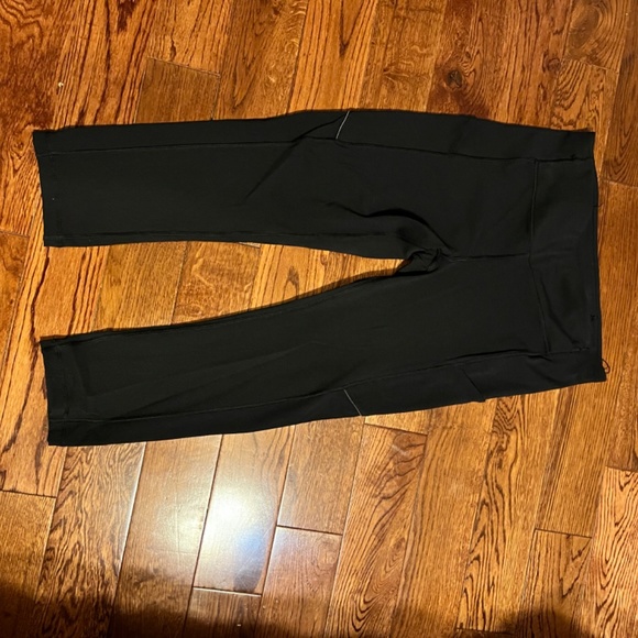 Sz 8 Compression Running Tight - Picture 2 of 2